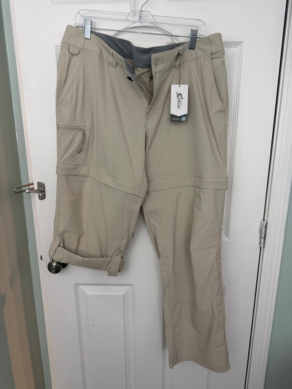 Bass Pro Shops Beige Convertible Cargo Travel Pants